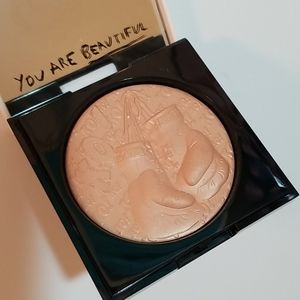 LE Sonia Kashuk Golden Gloves Highlighter